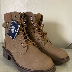 Harborsides Tan Combat Boots w/ Knit Cuff & Buckle – Size 9, NWT